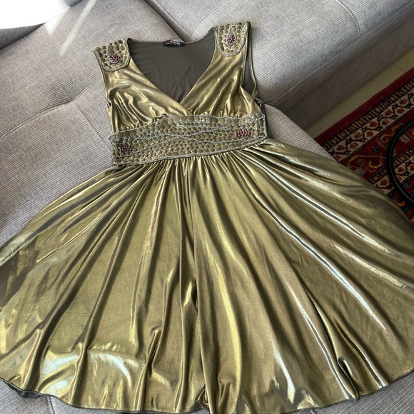 Evening dress - Picture 3 of 8